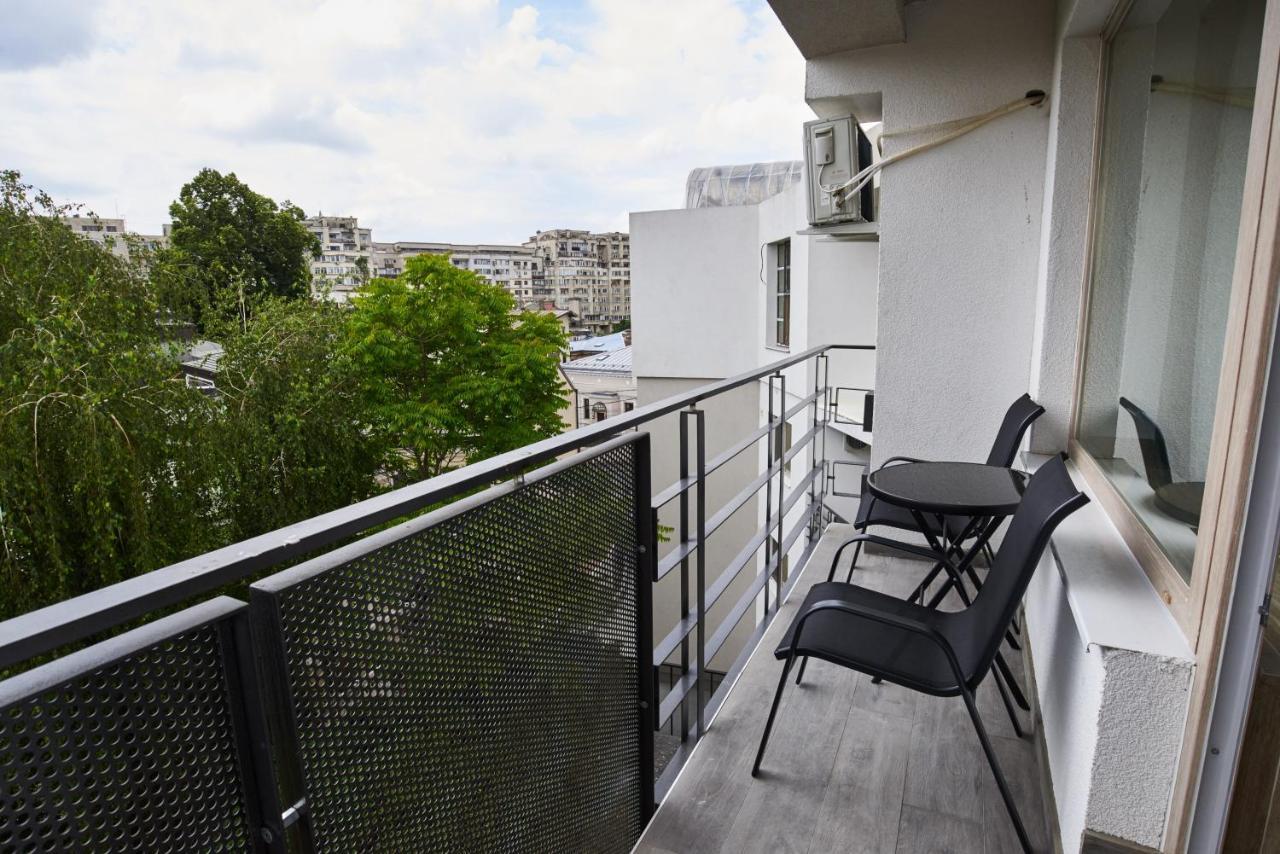 At Central Apartments Bukarest Eksteriør billede